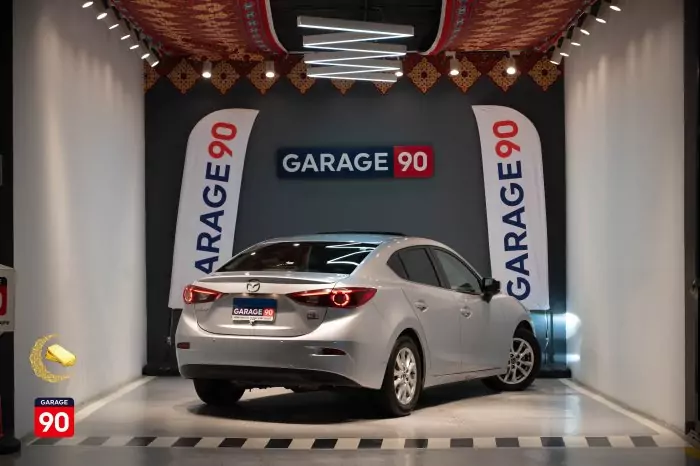 Mazda Mazda3 2020 - صورة 6