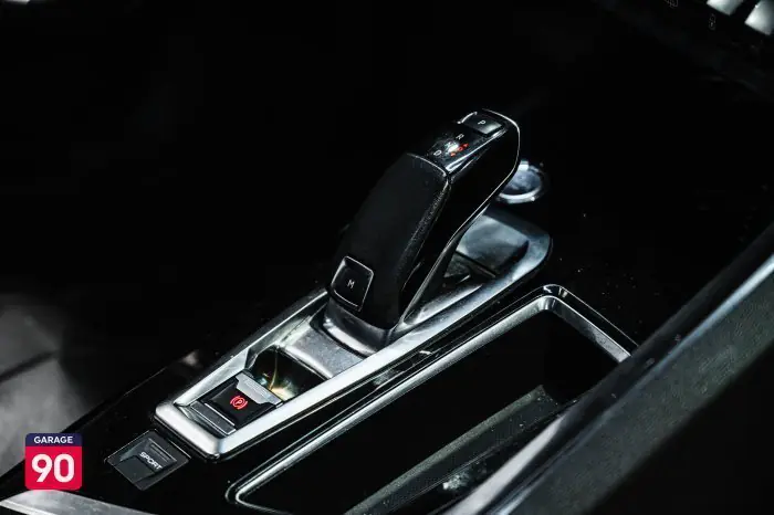Peugeot 3008 2019 - صورة 15