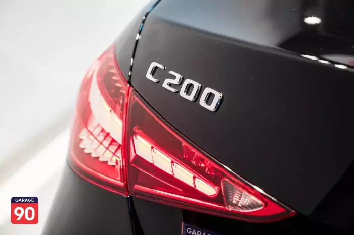 Mercedes-Benz C200 2024 - صورة 8