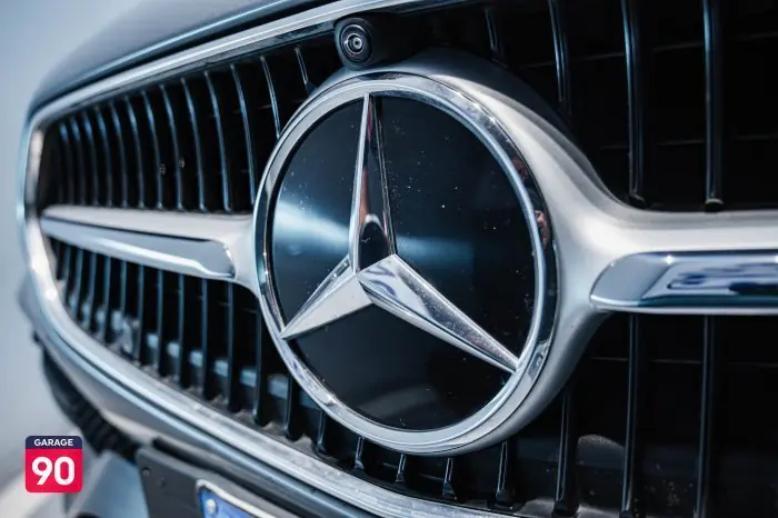 Mercedes-Benz C180 2022 - صورة 8