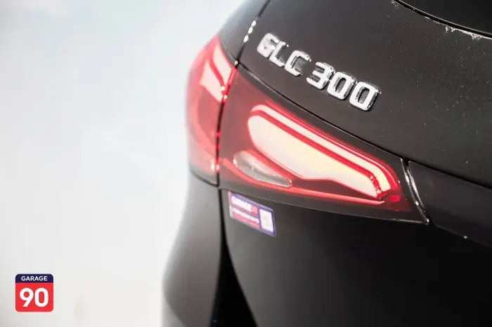 Mercedes-Benz GLC300 2023 - صورة 10