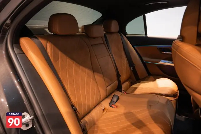 Mercedes-Benz E200 2024 - صورة 15