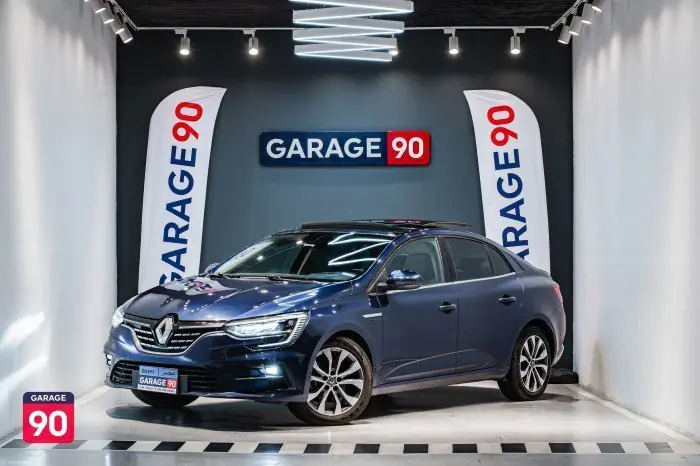 Renault Megane 2022 - صورة 2
