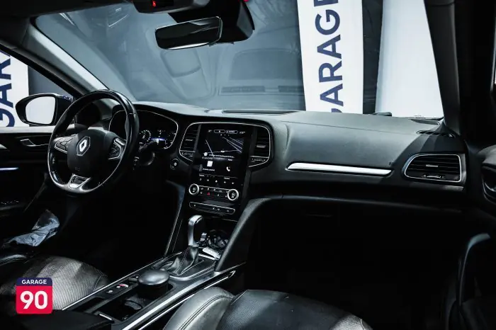 Renault Megane 2022 - صورة 11