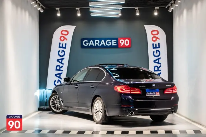 bmw 520i 2018 - صورة 5