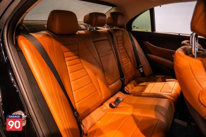 Mercedes-Benz E200 2018 - صورة 18