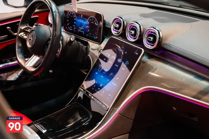 Mercedes-Benz C180 2023 - صورة 16