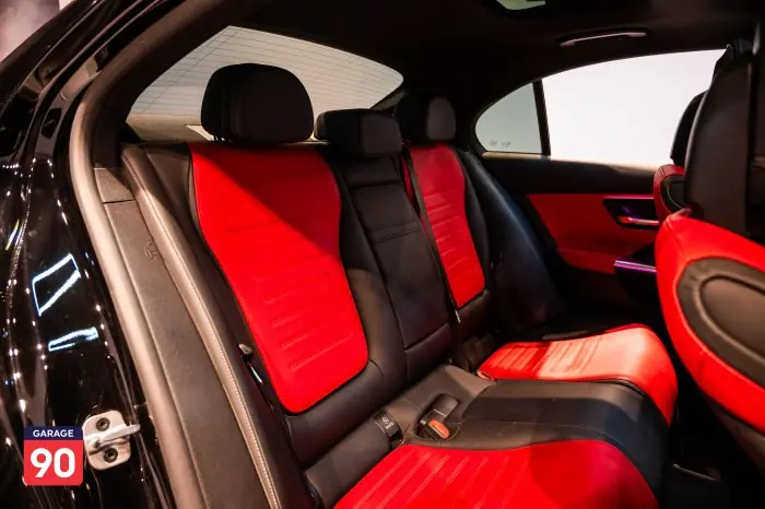 Mercedes-Benz C180 2023 - صورة 18