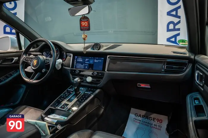 Porsche Macan 2023 - صورة 14