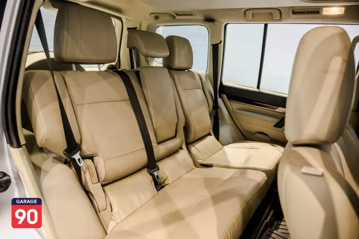 Mitsubishi Pajero 2017 - صورة 15