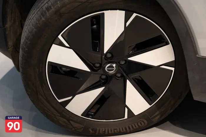Volvo C40 2024 - صورة 8