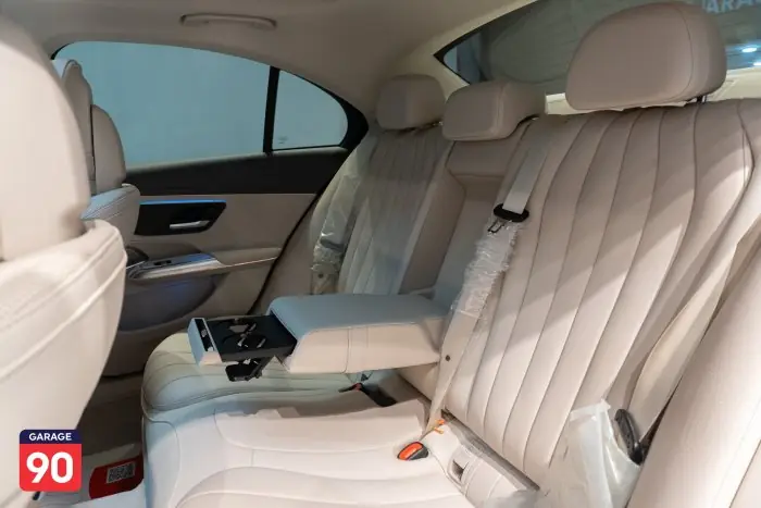 Mercedes E300 Exclusive Wakeel 2024 - صورة 21