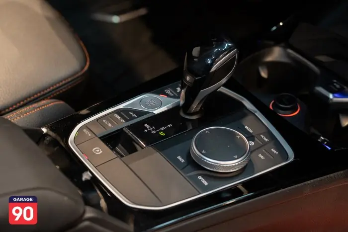 bmw 118i 2021 - صورة 15