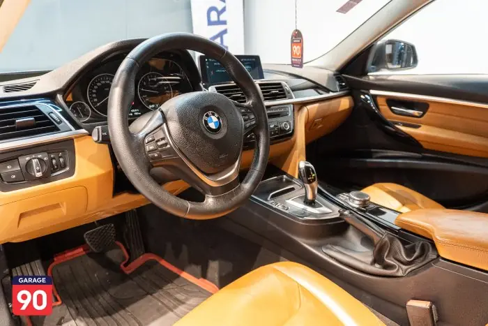 bmw 318i 2018 - صورة 14