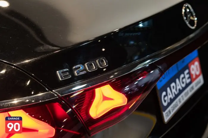 Mercedes-Benz E200 2024 - صورة 7