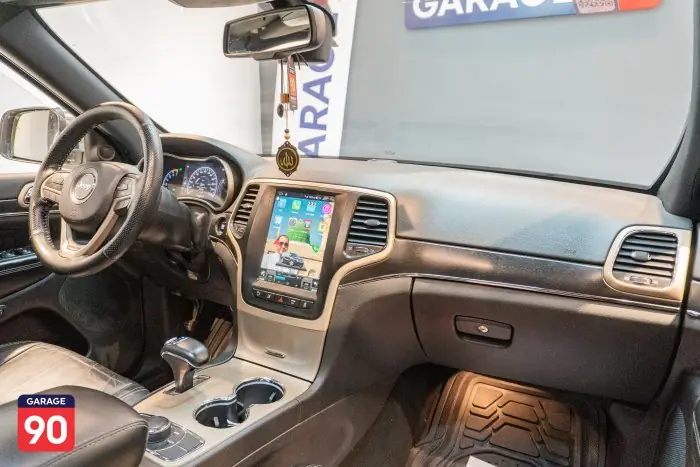 Jeep Grand Cherokee 2015 - صورة 13