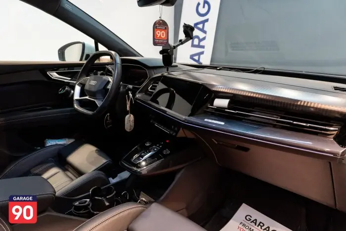 Audi Q4 2024 - صورة 13