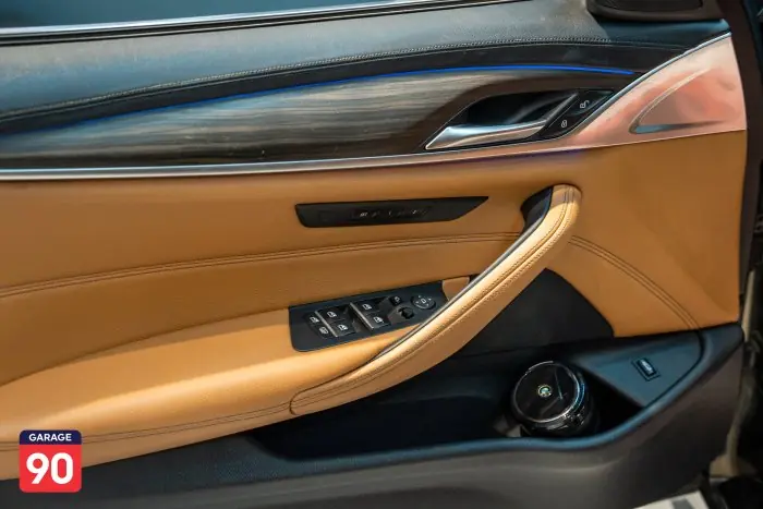 bmw 520i 2018 - صورة 12