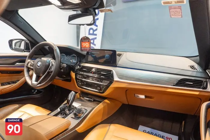 bmw 520i 2018 - صورة 16