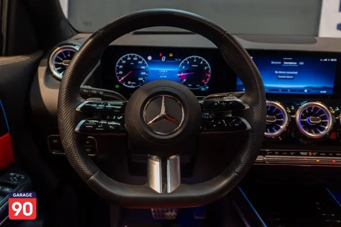 Mercedes-Benz GLA200 2025 - صورة 14