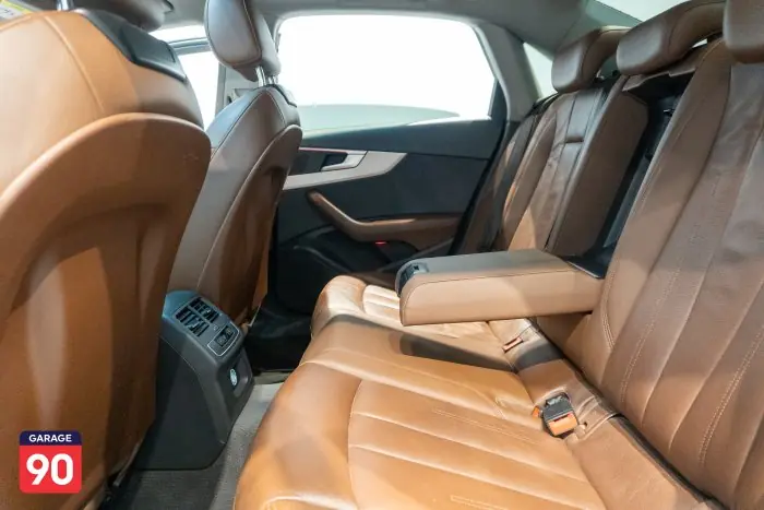 Audi A4 2019 - صورة 19