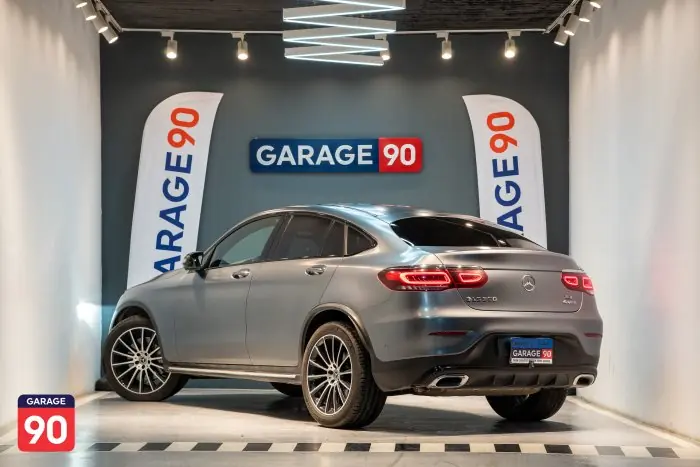 Mercedes-Benz GLC300 2020 - صورة 6