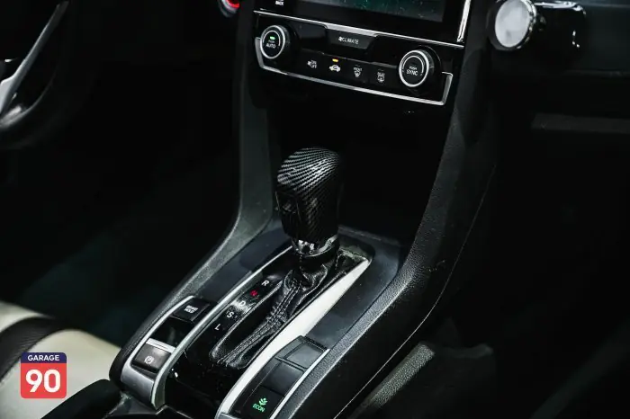 Honda Civic 2018 - صورة 15