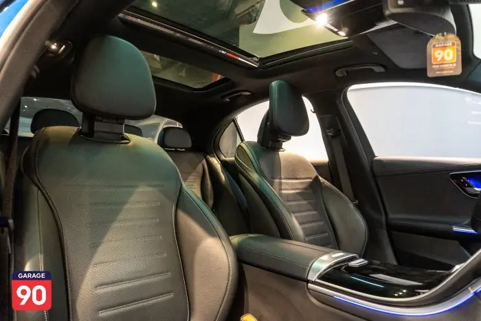 Mercedes-Benz C180 2023 - صورة 18