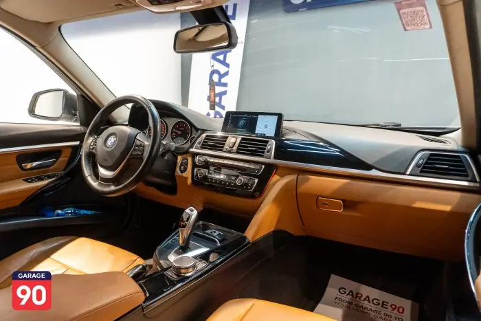 bmw 318i 2019 - صورة 13