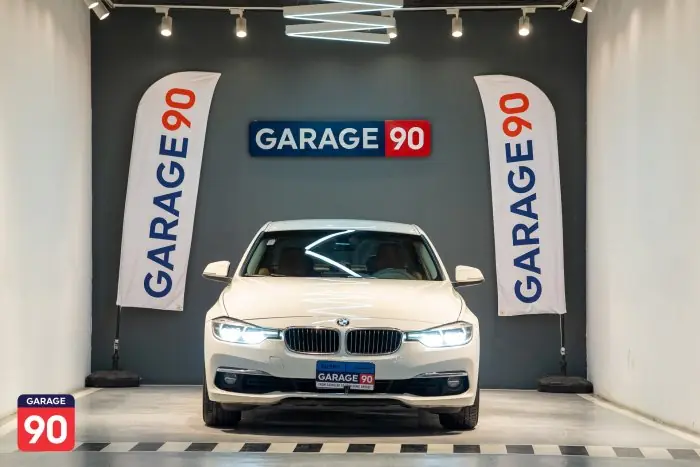 bmw 318i 2019