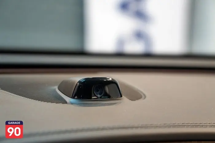 Mercedes-Benz E200 2024 - صورة 13
