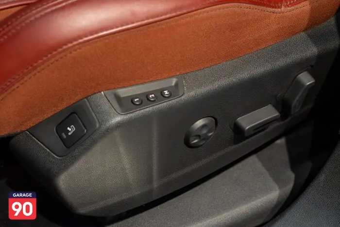 Peugeot 3008 2023 - صورة 13