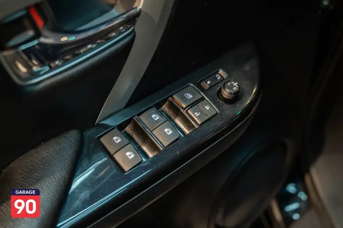 Toyota Fortuner 2023 - صورة 9