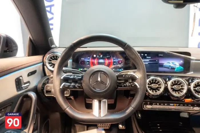 Mercedes-Benz CLA200 2024 - صورة 15