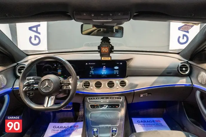 Mercedes-Benz E200 2023 - صورة 14