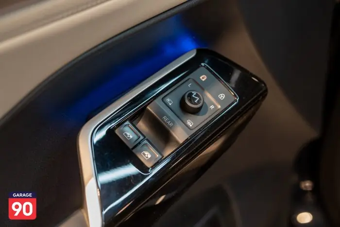 Volkswagen ID6 2023 - صورة 12