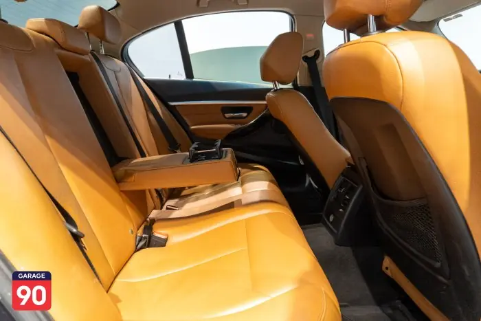 bmw 318i 2018 - صورة 16