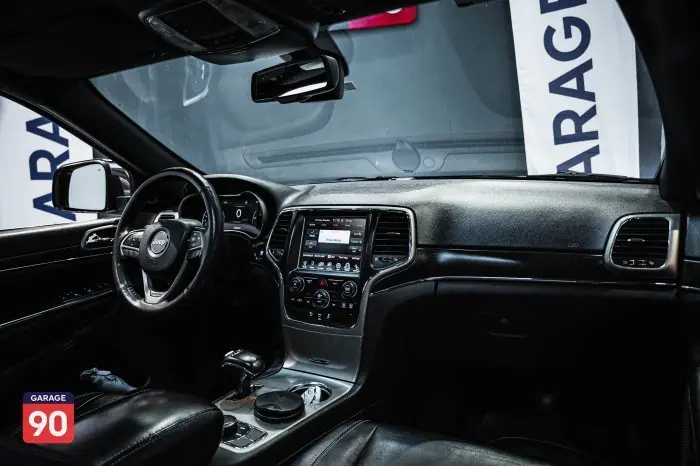 Jeep Grand Cherokee 2016 - صورة 11