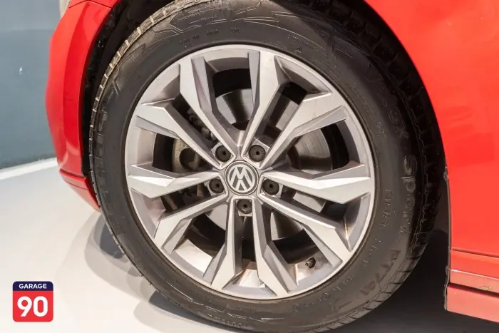 Volkswagen Passat 2020 - صورة 8
