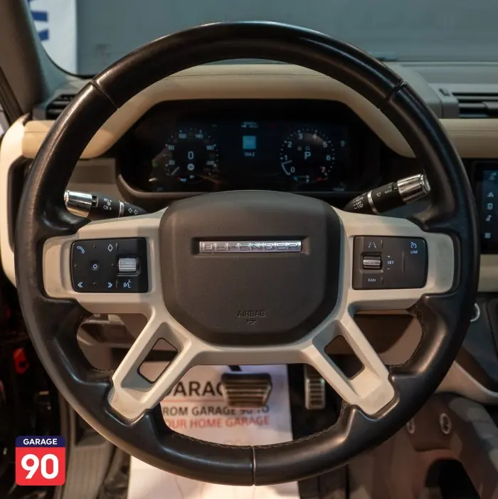 Land Rover Defender 2021 - صورة 11