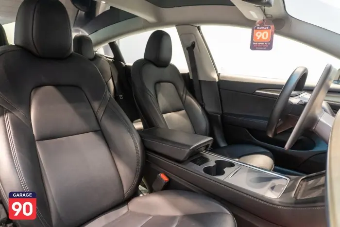 Tesla Model 3 2023 - صورة 10