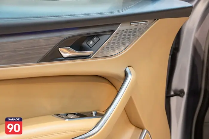 Jaguar F-PACE 2021 - صورة 15