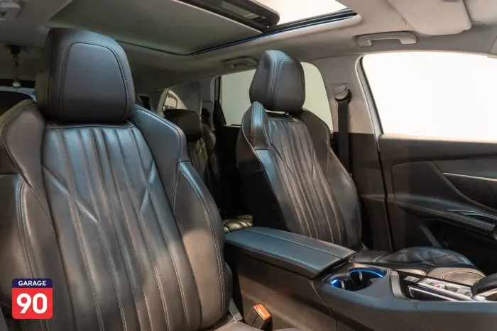 Peugeot 5008 2020 - صورة 12