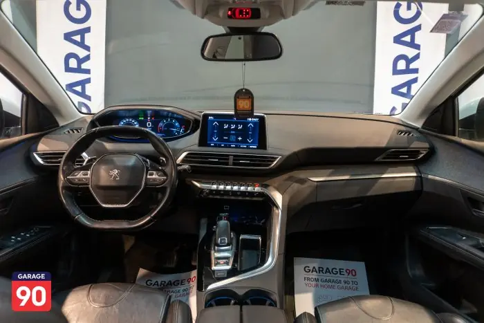 Peugeot 5008 2020 - صورة 9