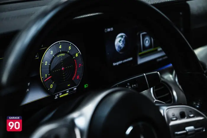 Mercedes-Benz E200 2019 - صورة 13