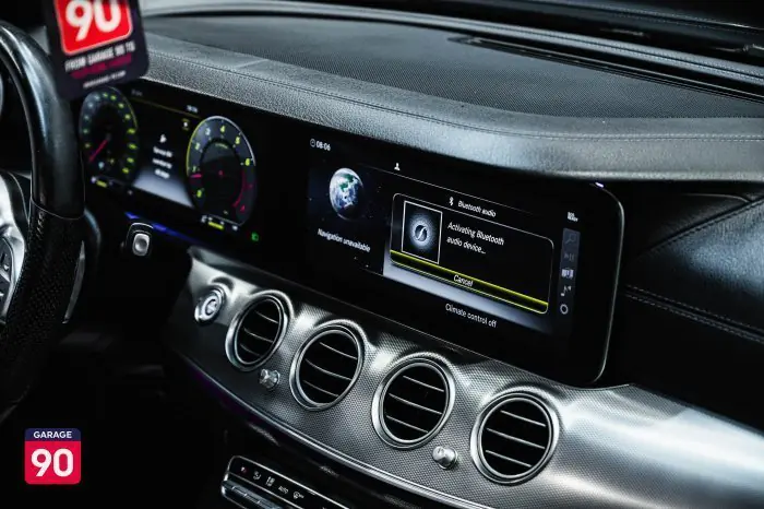 Mercedes-Benz E200 2019 - صورة 14