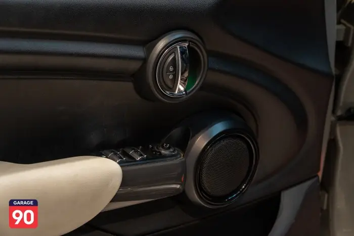 Mini Cooper 2019 - صورة 14