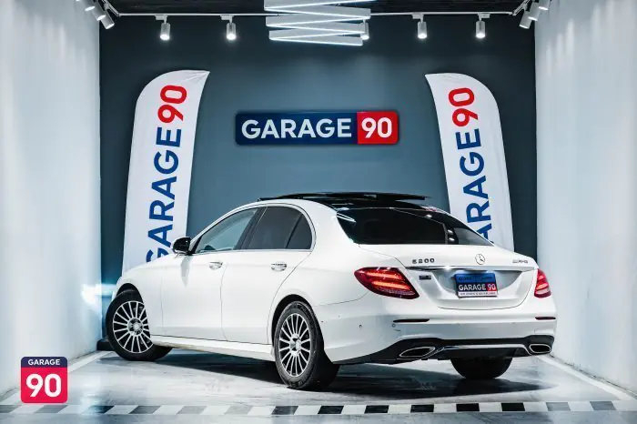 Mercedes-Benz E200 2017 - صورة 5