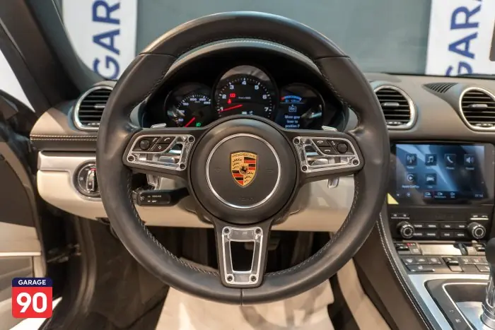 Porsche Boxter 2024 - صورة 15