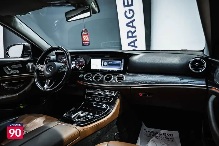 Mercedes-Benz E180 2018 - صورة 16